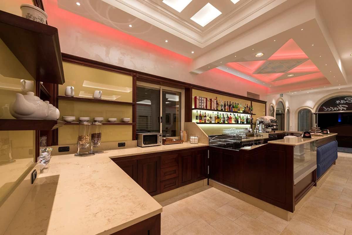 Hotel Salento Gold Beach มารินาดิเปสโคลูเซ ภายนอก รูปภาพ