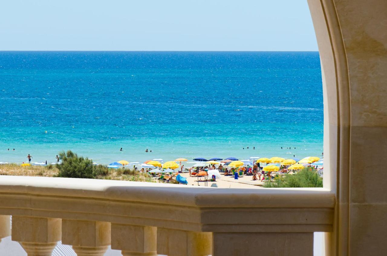 Hotel Salento Gold Beach มารินาดิเปสโคลูเซ ภายนอก รูปภาพ